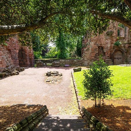 *New* Little Pyecroft House, Честер Экстерьер фото