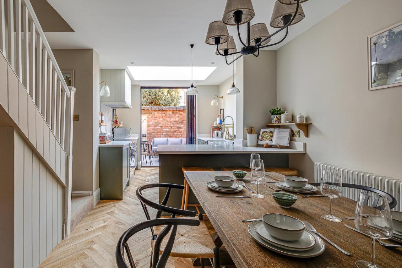 *New* Little Pyecroft House, Честер Экстерьер фото